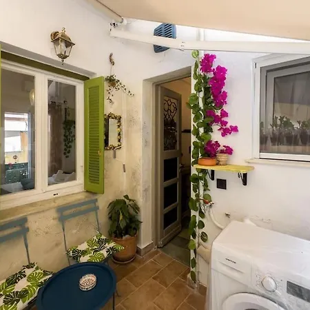 Vintage Next To Acropolis Apartment *